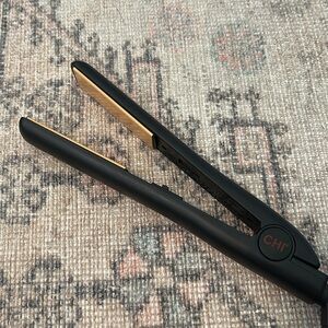 CHI 1 inch Tourmaline Ceramic Flat Iron in Black